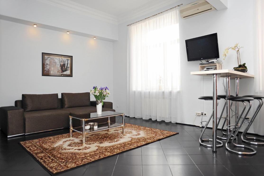 Premium Rent In Centre - Apartment *