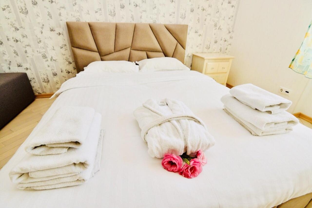 Premium Rent In Centre - Apartment *